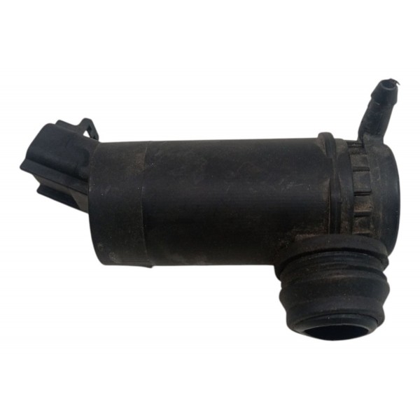 Bomba Reservatório Limpador Parabrisa Toyota Etios 2015 Bomba Reservatório Limpador Parabrisa Toyota Etios 2015