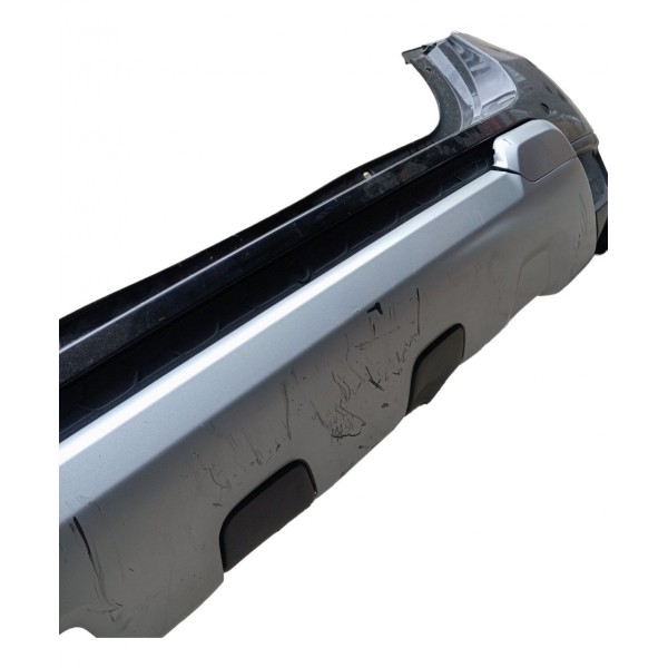 Guia Parachoque Traseiro Renault Duster 2016 2017  Detalhes