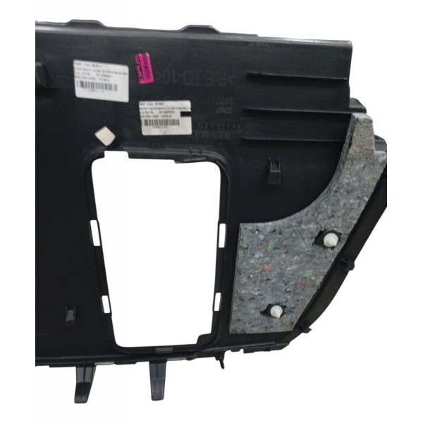 Acabamento Direito Porta Malas Renault Captur 2020 2021