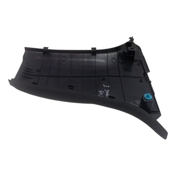 Acabamento Esquerdo Coluna Central Toyota Etios 2015 2016