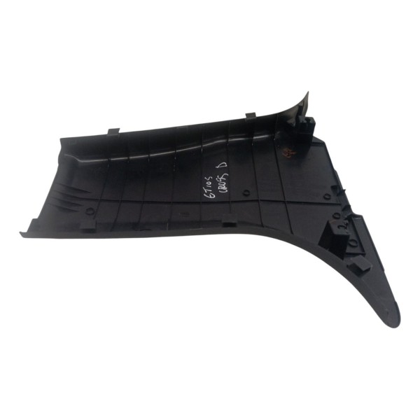 Acabamento Direito Coluna Central Toyota Etios 2015 2016