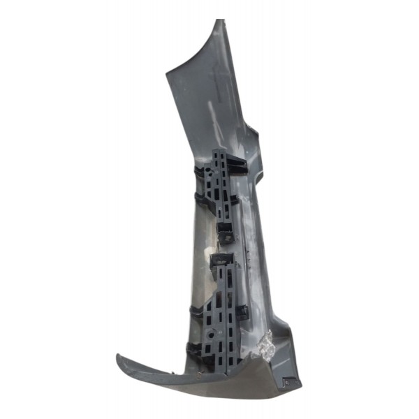 Parachoque Traseiro Renault Clio Sedan 2007 2008 Detalhe Parachoque Traseiro Renault Clio Sedan 2007 2008 Detalhe