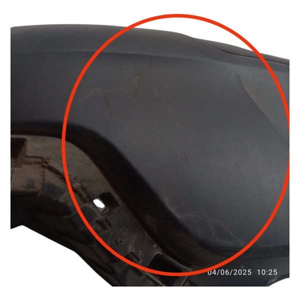 Guia Parachoque Traseiro Renault Kwid 2018 Detalhe Guia Parachoque Traseiro Renault Kwid 2018 Detalhe