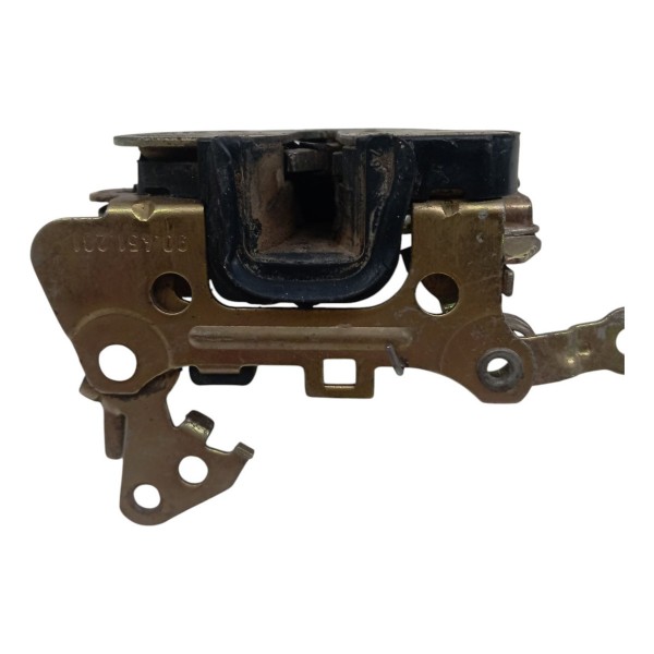 Fechadura Dianteira Esquerda Chevrolet Corsa 96 97 98 99 Fechadura Dianteira Esquerda Chevrolet Corsa 96 97 98 99