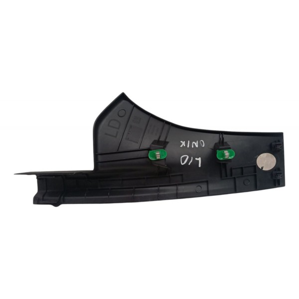 Acabamento Soleira Traseira Direito Chevrolet Onix 2021