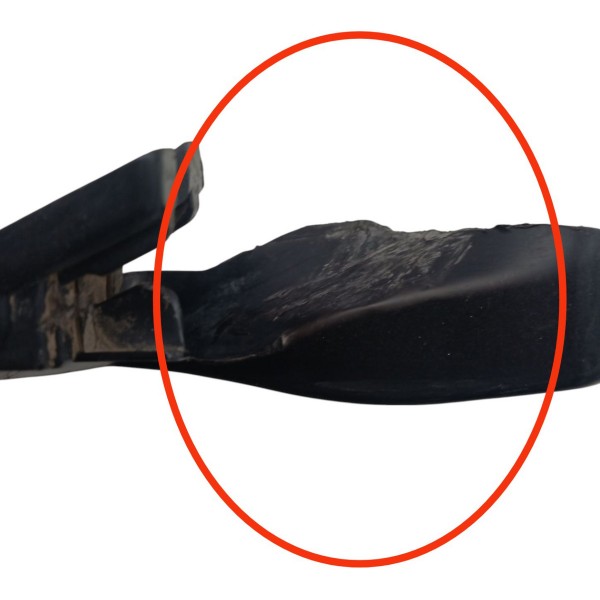 Parabarro Traseiro Esquerdo Toyota Etios 2015 2016 Detalhe Parabarro Traseiro Esquerdo Toyota Etios 2015 2016 Detalhe