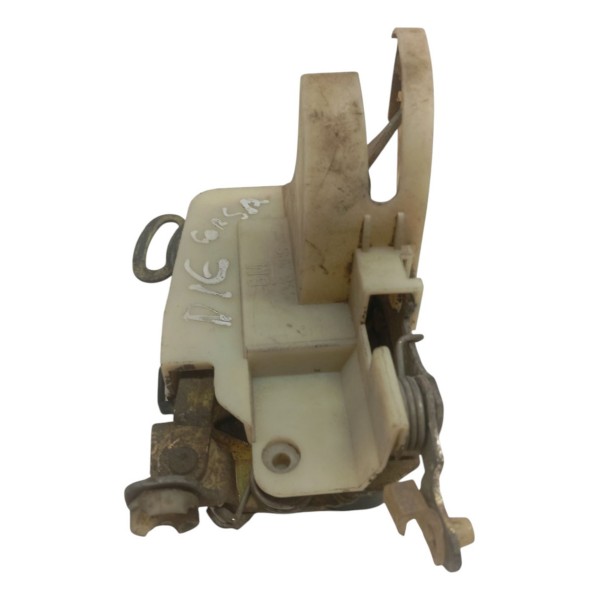 Fechadura Dianteira Esquerda Chevrolet Corsa 96 97 98 99 Fechadura Dianteira Esquerda Chevrolet Corsa 96 97 98 99