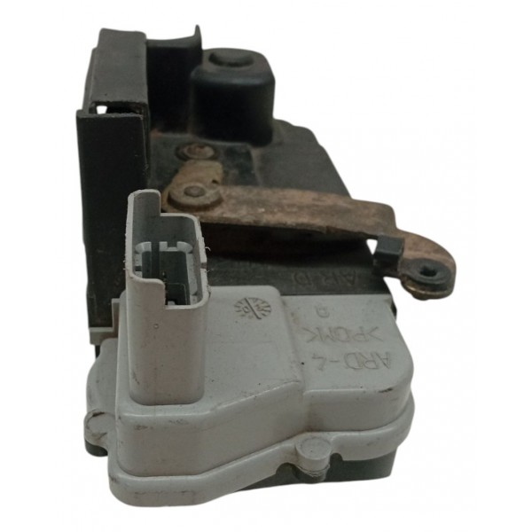 Fechadura Traseira Direita Citroen Xsara Picasso 2007 2008 Fechadura Traseira Direita Citroen Xsara Picasso 2007 2008