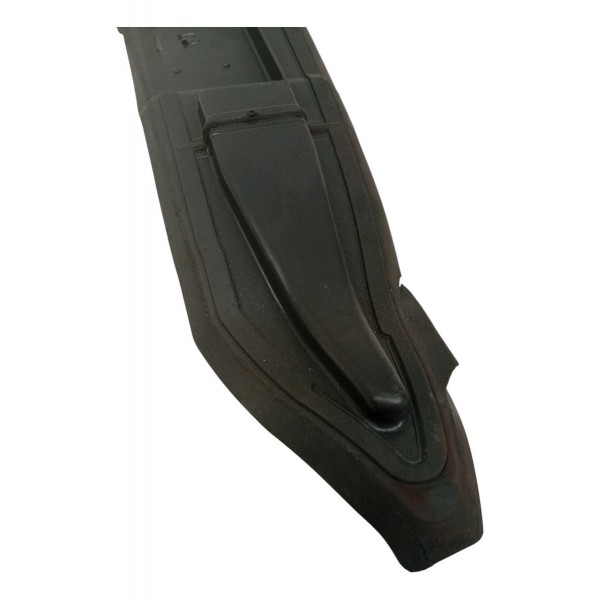 Acabamento Interno Esquerdo Paralama Citroen C3 Picasso 2012