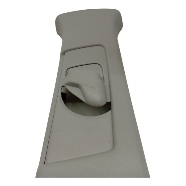 Moldura Interna Coluna Lateral Direita Toyota Corolla 2017