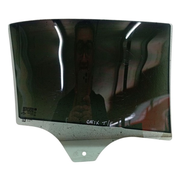 Vidro Porta Traseira Esquerda Chevrolet Onix 2020 2021 2022