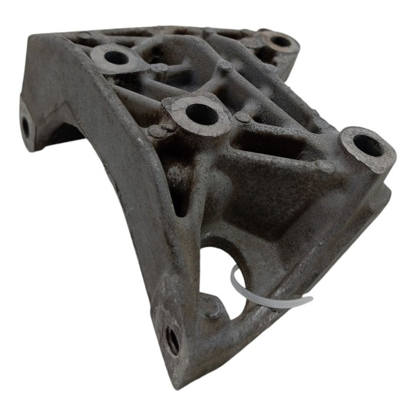 Suporte Alternador Renault Clio 1.0 1998 2001 2002 2003 2004 Suporte Alternador Renault Clio 1.0 1998 2001 2002 2003 2004