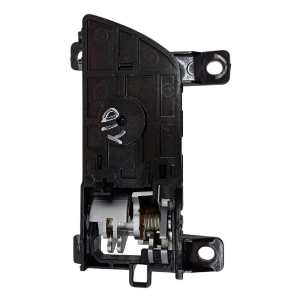 Maçaneta Interna Traseira Direita Kia Sorento 2.4 2014 2015 Prata Maçaneta Interna Traseira Direita Kia Sorento 2.4 2014 2015 Prata