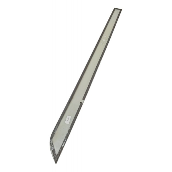 Acabamento Ext Porta Dianteira Esquerda Nissan Kicks 2020 21 Amarelo