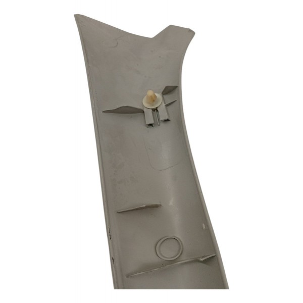 Moldura Coluna Parabrisa Direita Chevrolet Celta 2009 2010