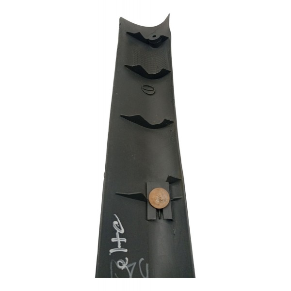 Moldura Coluna Esquerda Parabrisa Chevrolet Celta 2004 2005