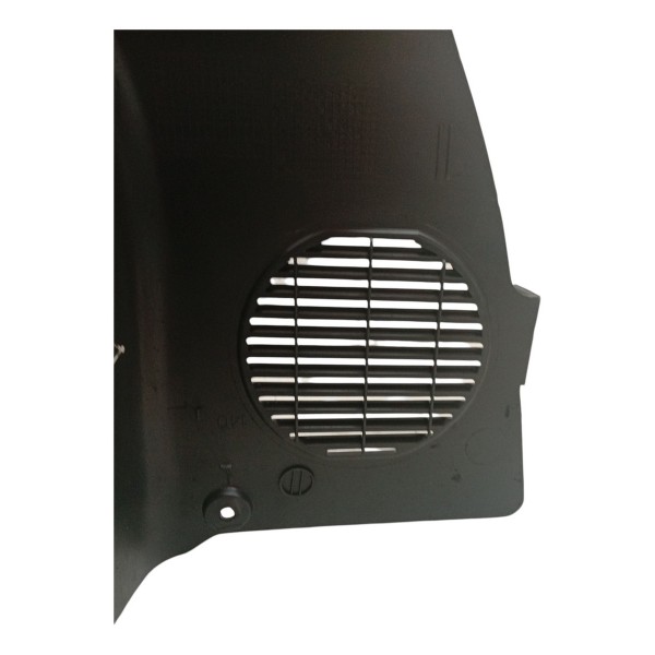 Acabamento Soleira Dianteira Esquerda Chevrolet Celta 2004 Acabamento Soleira Dianteira Esquerda Chevrolet Celta 2004