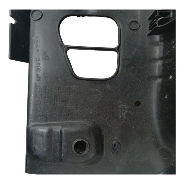 Moldura Tampa Traseira Soleira Renault Clio 2006 Detalhe