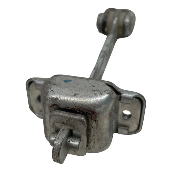 Limitador Porta Dianteira Direita Chevrolet Celta 2010 Limitador Porta Dianteira Direita Chevrolet Celta 2010