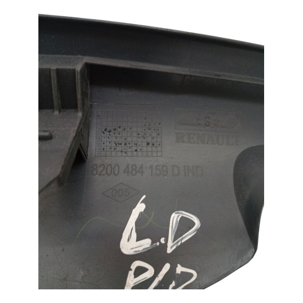 Moldura Soleira Dianteira Direita Renault Megane 2008