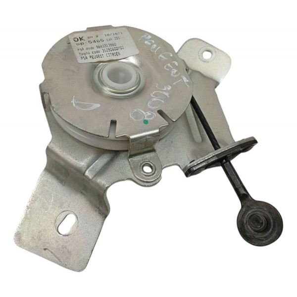 Mola Tampa Traseira Direita Peugeot 3008 2011 2012 2013