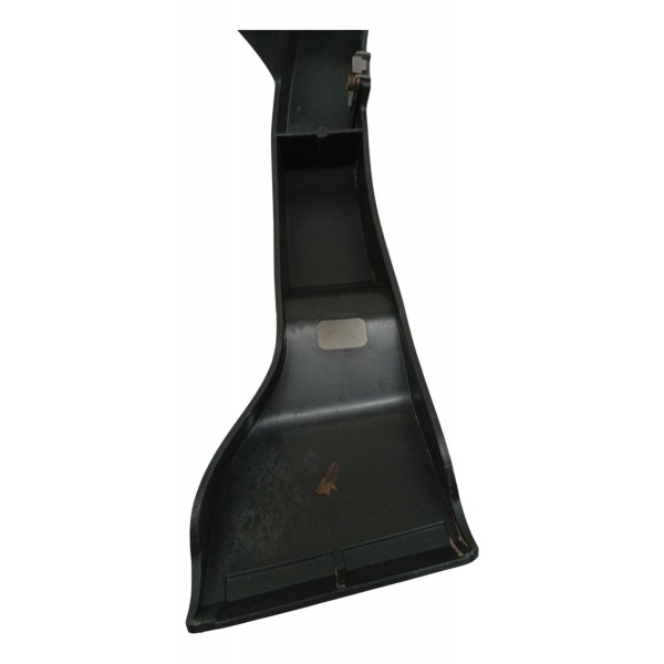 Guia Parachoque Traseiro Esquerdo Peugeot 3008 2011 2012