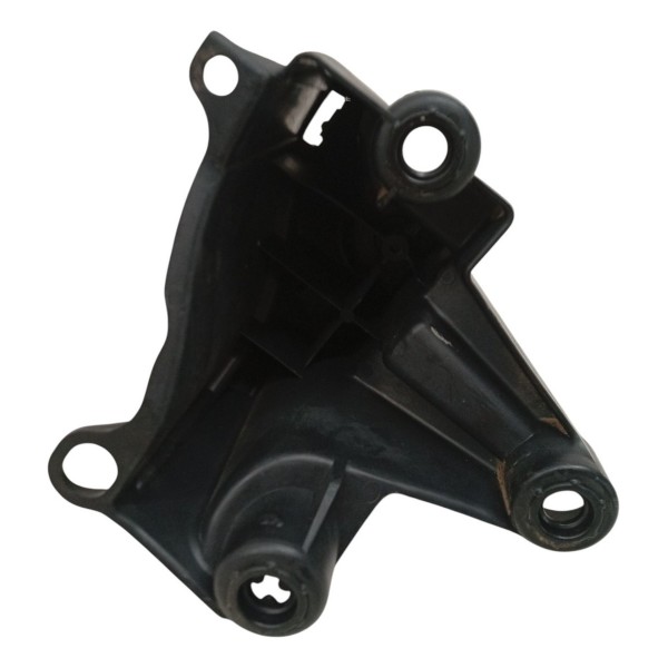Suporte Guia Parachoque Traseiro Direito Peugeot 3008 2011