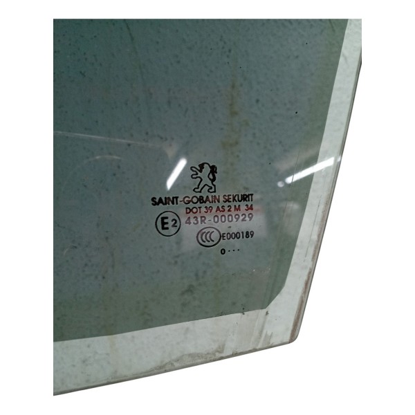 Vidro Porta Traseiro Esquerdo Peugeot 3008 1.6 2011
