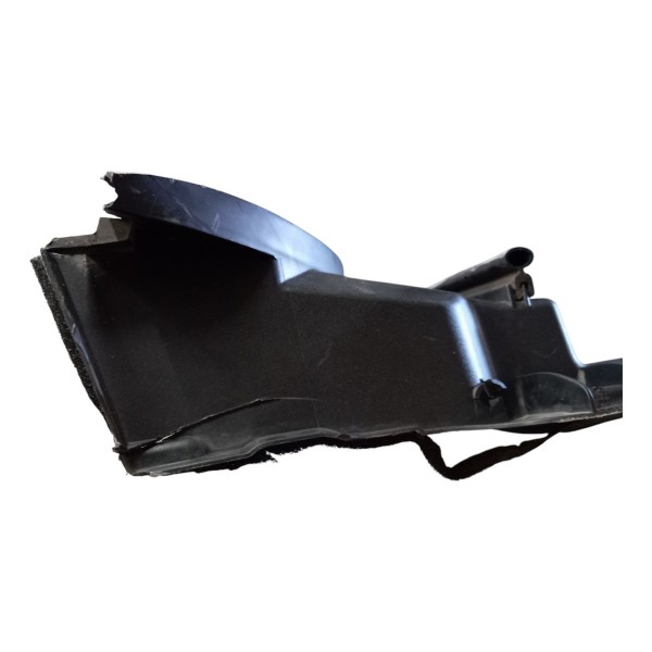 Churrasqueira Parabrisa Hyundai Creta 2018 2019 2020 Detalhe Churrasqueira Parabrisa Hyundai Creta 2018 2019 2020 Detalhe