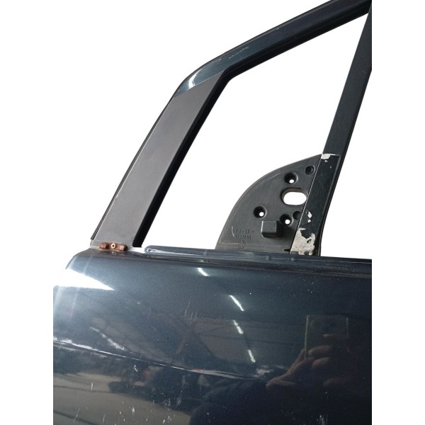 Porta Dianteira Esquerda Mercedes Classe A 2003 Detalhes