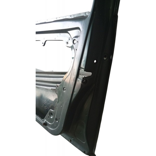 Porta Dianteira Direita Volkswagen Golf 2000 Detalhes