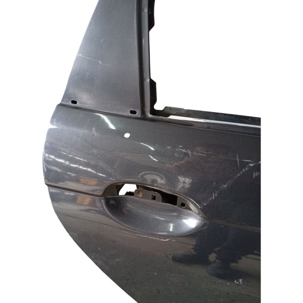 Porta Traseira Direita Renault Scenic Detalhes