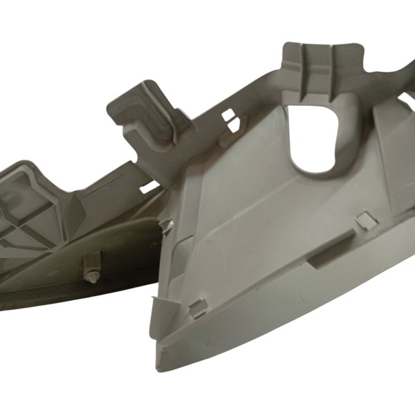 Moldura Coluna Traseira Esquerda Citroen C4 Picasso 2.0 2009