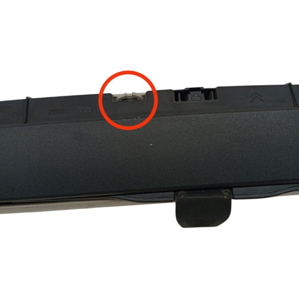 Cortina Traseira Direita Citroen C4 Picasso 2009 Detalhe Cortina Traseira Direita Citroen C4 Picasso 2009 Detalhe