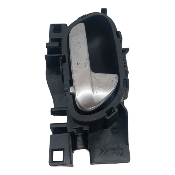 Maçaneta Interna Traseira Direita Citroen C3 1.2 2018 Maçaneta Interna Traseira Direita Citroen C3 1.2 2018