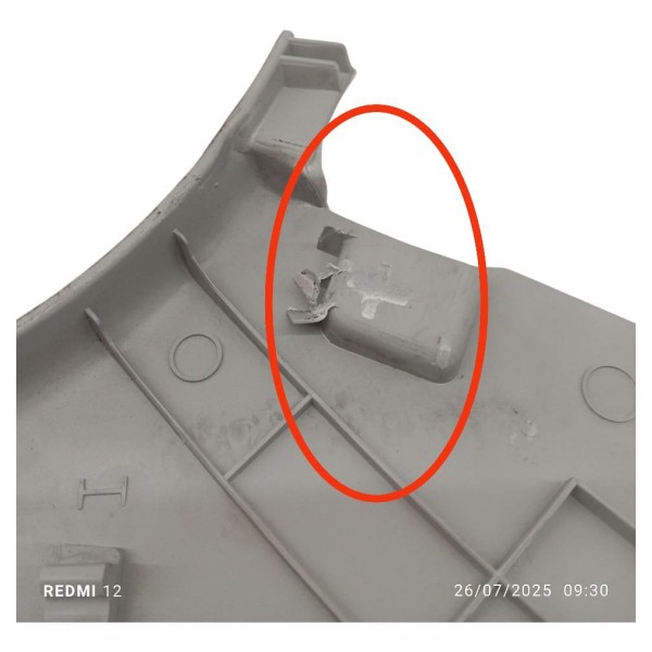 Moldura Dianteira Esquerda Peugeot 3008 2011 Detalhe