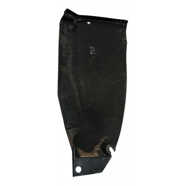 Moldura Superior Radiador Volkswagen Gol  G3 2003 Detalhe