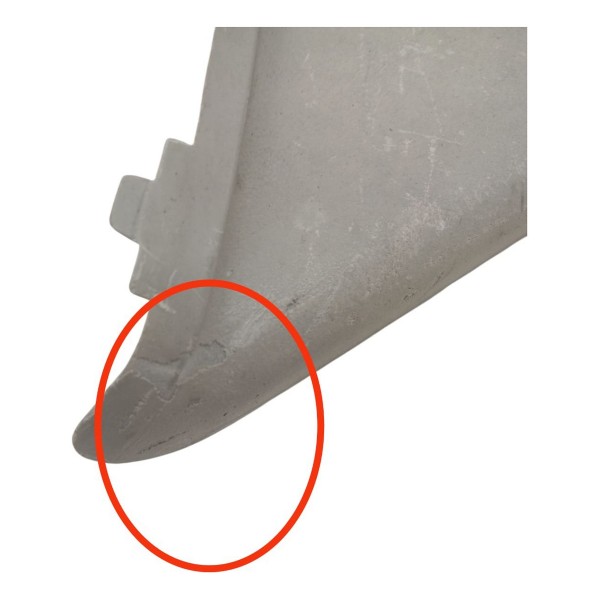 Moldura Traseira Direita Volkswagen Gol G3 2003 Detalhe Moldura Traseira Direita Volkswagen Gol G3 2003 Detalhe