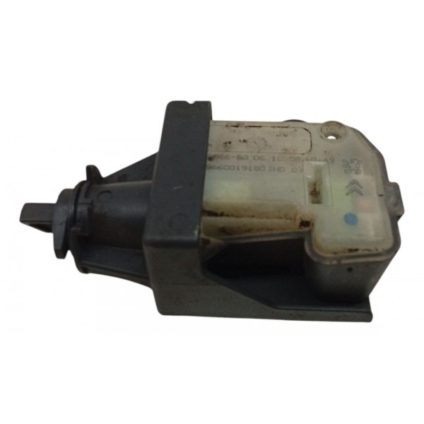 Atuador Abertura Portinhola Citroen C4 Picasso 2009 Atuador Abertura Portinhola Citroen C4 Picasso 2009