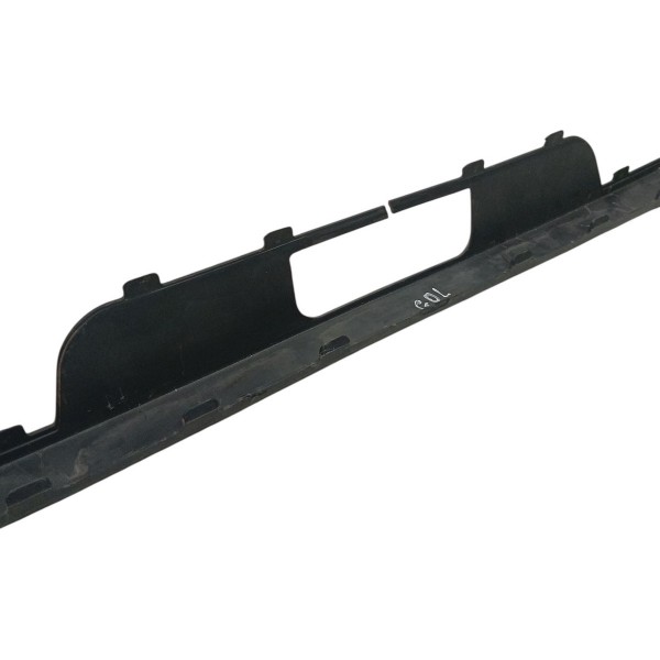 Friso Parachoque Traseiro Volkswagen Gol G3 2001 Detalhe