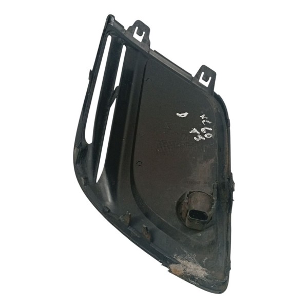 Moldura Parachoque Dianteiro Direito Volvo Xc60 T5 2012