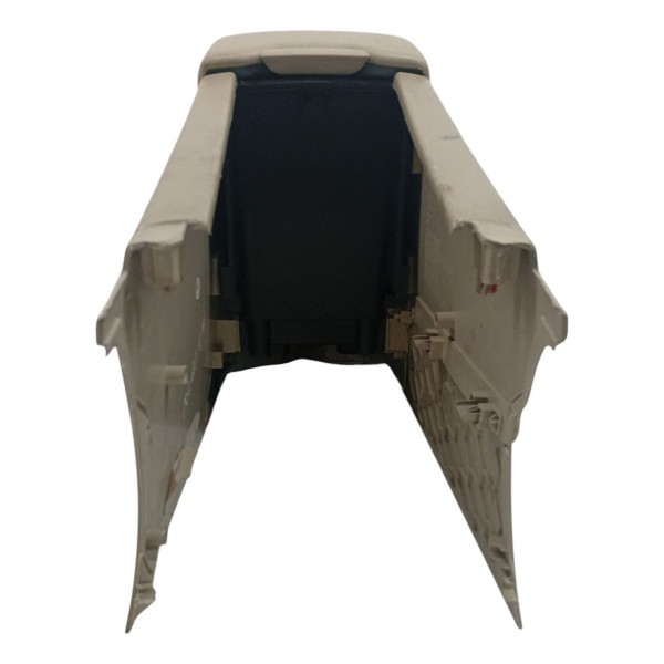 Moldura Console Central Volvo Xc60 T5 2012 Detalhe Moldura Console Central Volvo Xc60 T5 2012 Detalhe