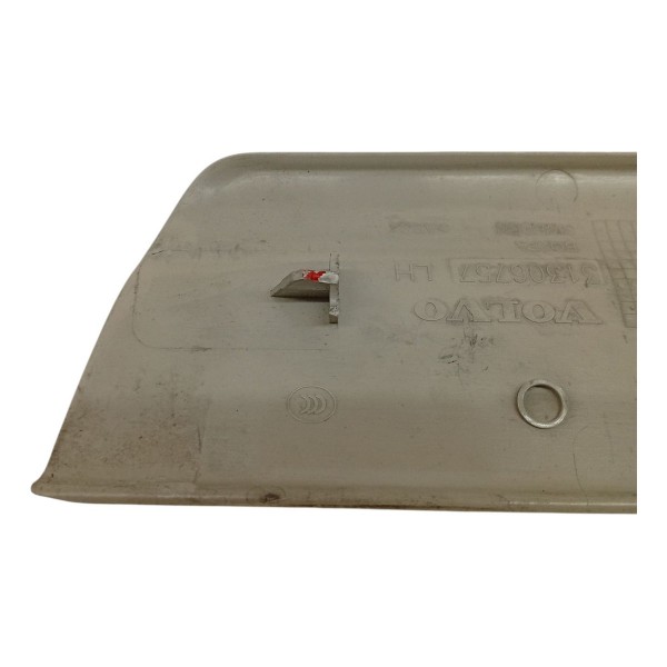 Soleira Porta Traseira Esquerda Volvo Xc60 T5 2012 Detalhe