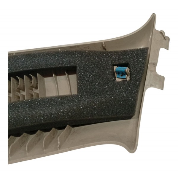 Acabamento Coluna Traseira Esquerda Volvo Xc60 T5 2012