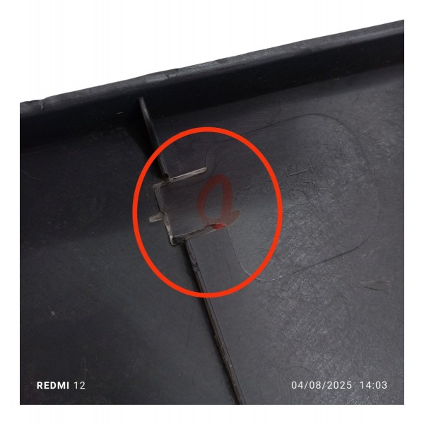 Acabamento Coluna Lateral Esquerdo Ford Fiesta 2007 Detalhe