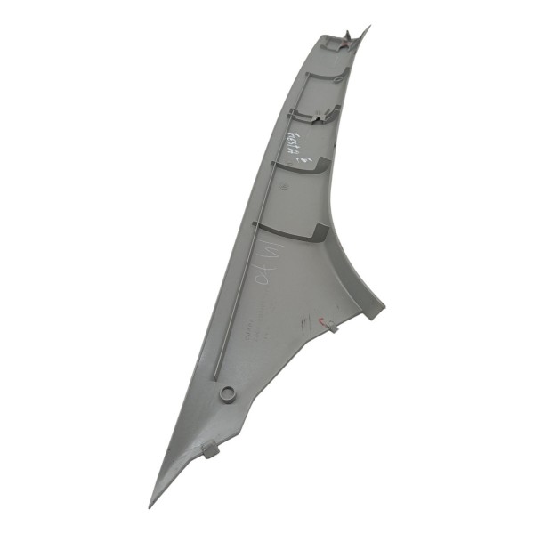 Moldura  Parabrisa Esquerdo Ford Fiesta 2007 Detalhe Moldura  Parabrisa Esquerdo Ford Fiesta 2007 Detalhe