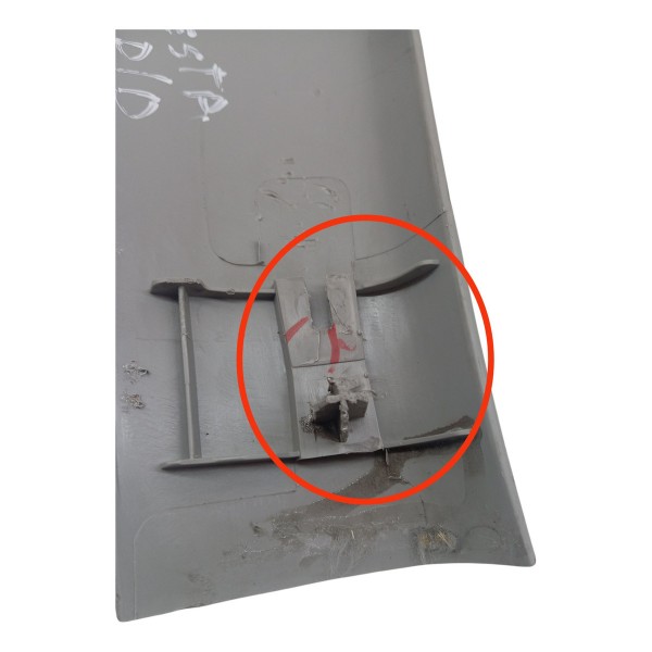 Moldura Parabrisa Direito Ford Fiesta 2007 Detalhe