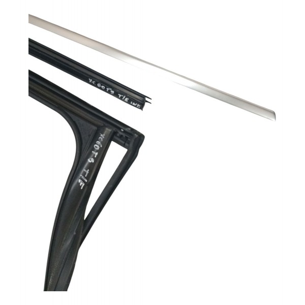 Kit Pestana Canaleta Traseira Esquerda Volvo Xc60 T5 2012 Kit Pestana Canaleta Traseira Esquerda Volvo Xc60 T5 2012