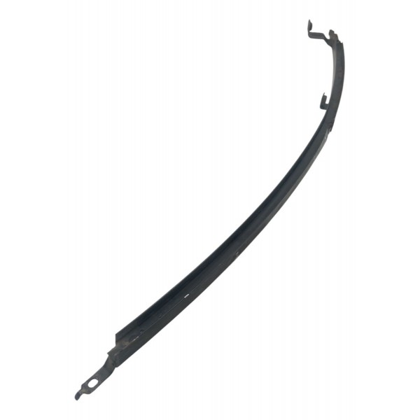 Guia Canaleta Traseira Direita Volkswagen Gol 2001 Detalhe Guia Canaleta Traseira Direita Volkswagen Gol 2001 Detalhe