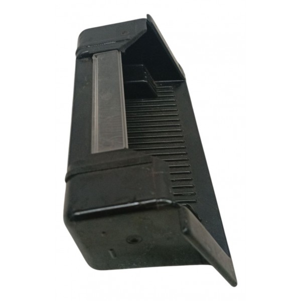 Moldura Cinzeiro Chevrolet Astra Sedan 2.0 2004 2005 2006 Moldura Cinzeiro Chevrolet Astra Sedan 2.0 2004 2005 2006